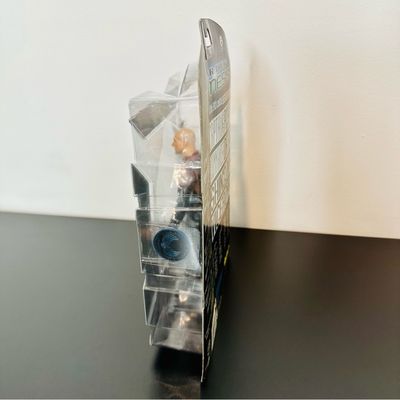 Star Trek Nemesis CAPTAIN JEAN-LUC PICARD Figure Art Asylum 2002 - NEW SEALED! - Picture 6 of 8